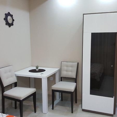 Studio Apartman - Centar Tivat Exteriör bild